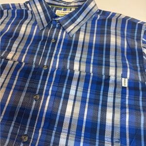 Magellan Outdoors Men's Navy and White Plaid Shirt